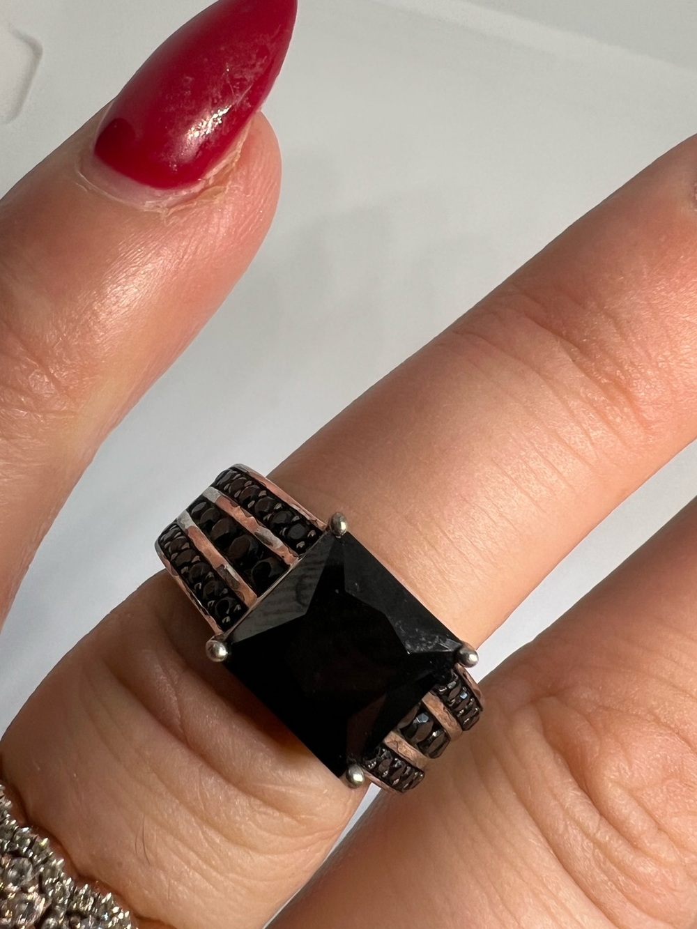 BBJ Sterling silver black stones ring